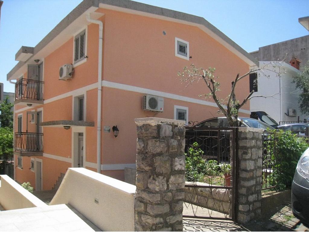 Apartment Stana Petrovac Extérieur photo